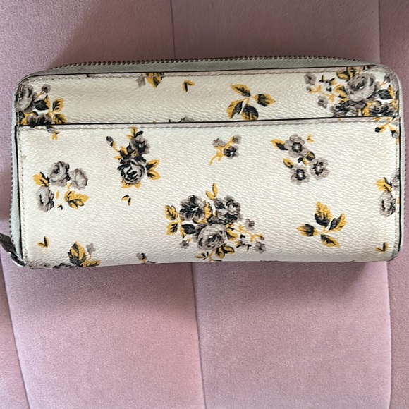 Coach wallet - Picture 3 of 4